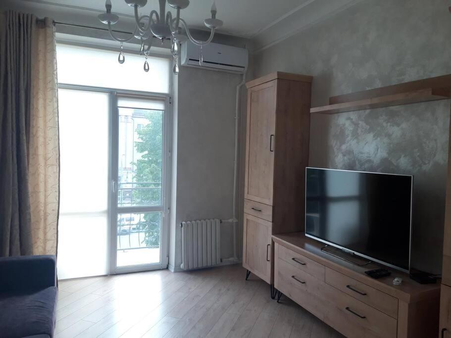 Luxury Apartment In The Center Chisinau Luaran gambar