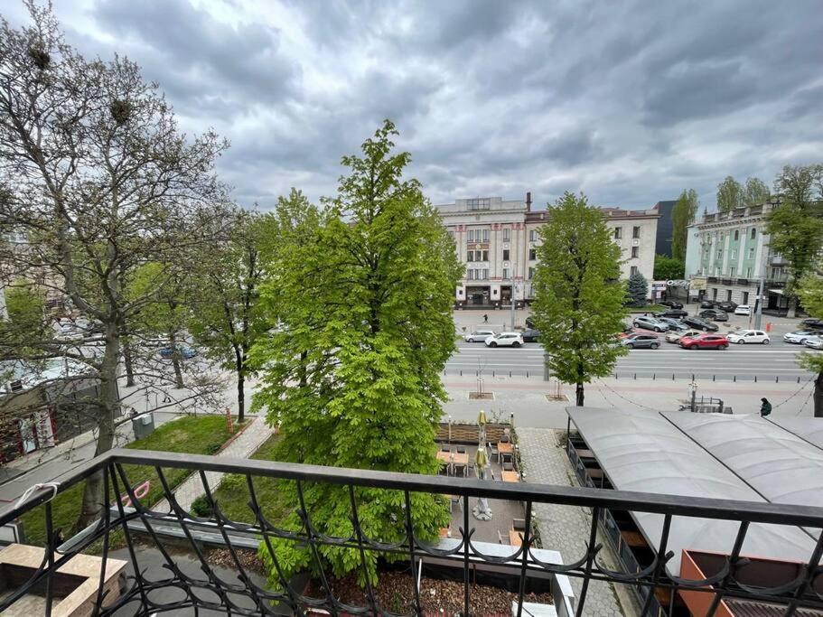 Luxury Apartment In The Center Chisinau Luaran gambar